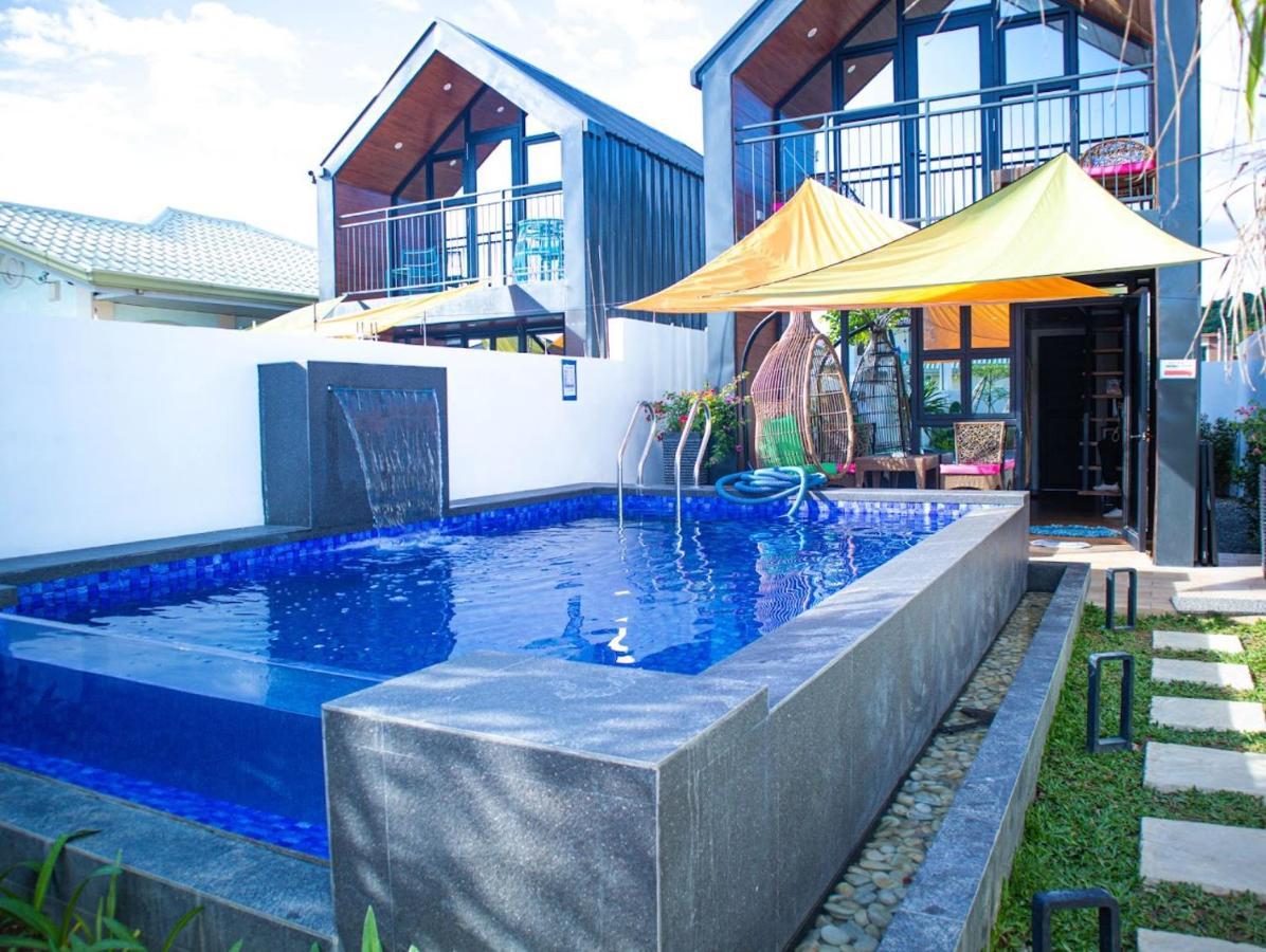 Hidden Haven Subic Villa W/ Infinity Pool エクステリア 写真